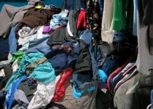 Large Pile Of Dirty Laundry 300x214