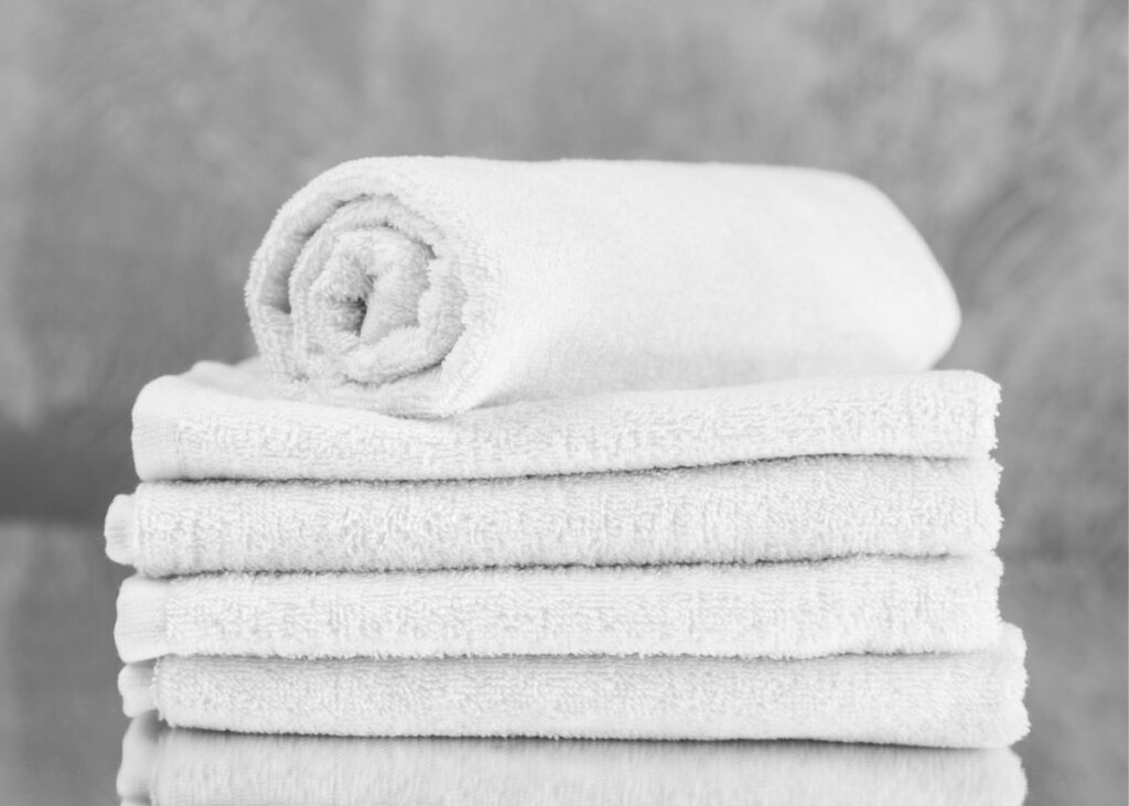 Business Wash & Fold services in Toronto | Free Pick-up and Delivery | Quality Commercial Laundry